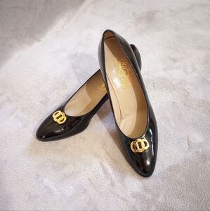 Salvatore Ferragamo Black Patent Leather Pumps 9 AAA Made In Italy